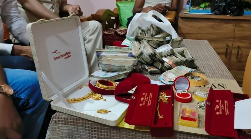 Prabhatkhabar2023 0935cd82ac a7a8 4758 b1f0 13ffbb63f6ecengineer raid 01