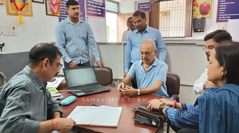 समस्तीपुर के प्रभारी DM ने किया शिशु गृह व बाल गृह का निरीक्षण, दिये कई आवश्यक निर्देश 1 IMG 20231003 WA0078 01 01