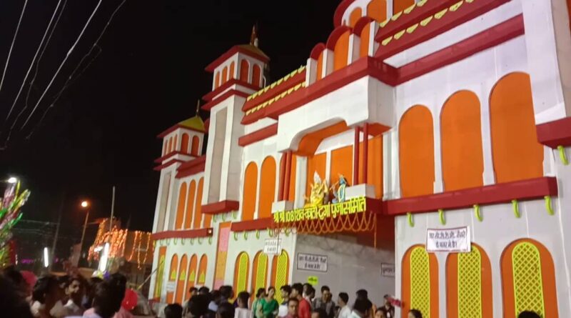 समस्तीपुर के पूजा पंडालों में रोशनी के लिए पूजा समितियां बिजली कनेक्शन लेने में नहीं दिखा रही रूचि 1 IMG 20231011 091754