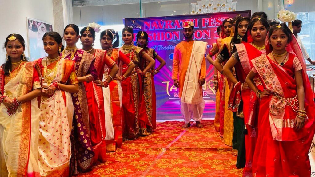 'तनिष्क समस्तीपुर' में नवरात्री फेस्टिवल फैशन आइकॉन-2023 का आयोजन, ऐशानी कलेक्शन भी किया गया लान्च 1 IMG 20231018 221033 333