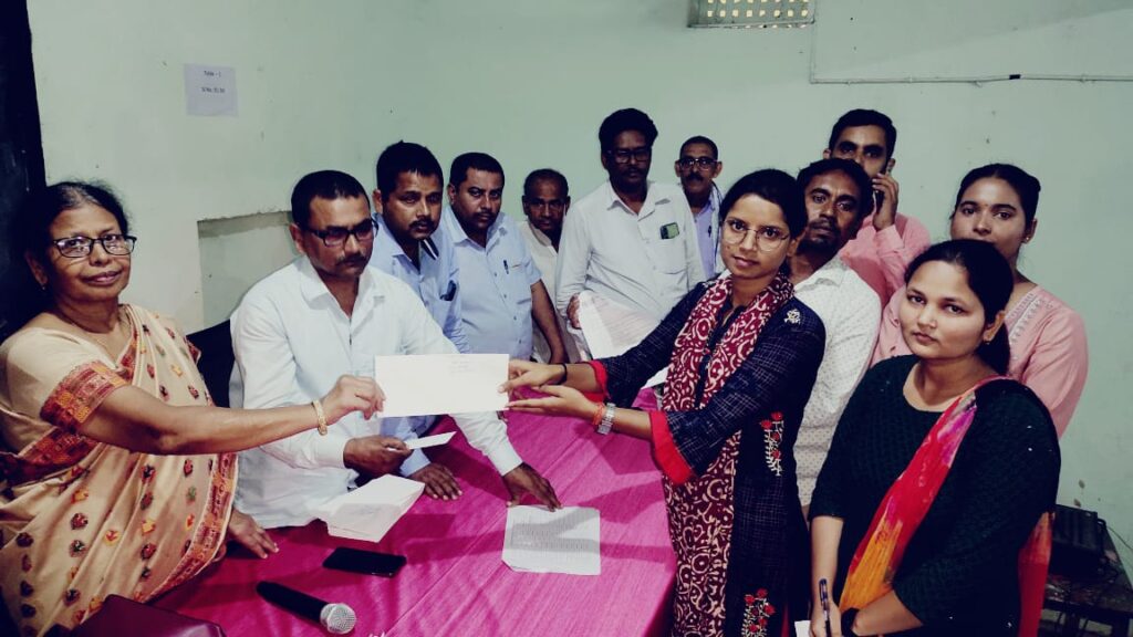 विद्यापतिनगर में नव चयनित शिक्षकों को दिया गया औपबंधिक नियुक्ति पत्र 1 IMG 20231102 WA0087