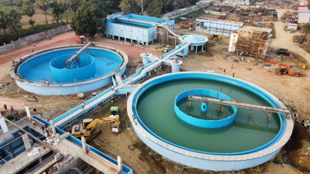 सीएम नीतीश ने नवादा में 'हर घर गंगाजल योजना' का किया लोकार्पण, 13,965 घरों में पहुंचेगा शुद्ध पेयजल 1 IMG 20231215 WA0002 1068x601 1