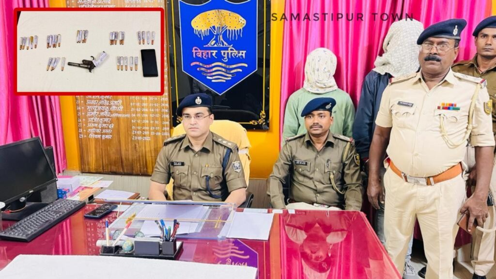 दो बदमाशों को भारी मात्रा में कारतूस व देशी कट्टा के साथ पुलिस ने किया गिरफ्तार, हथियार और गोली बेचने वाले का कर रहा था इंतजार 1 Picsart 23 12 04 22 29 33 055 01