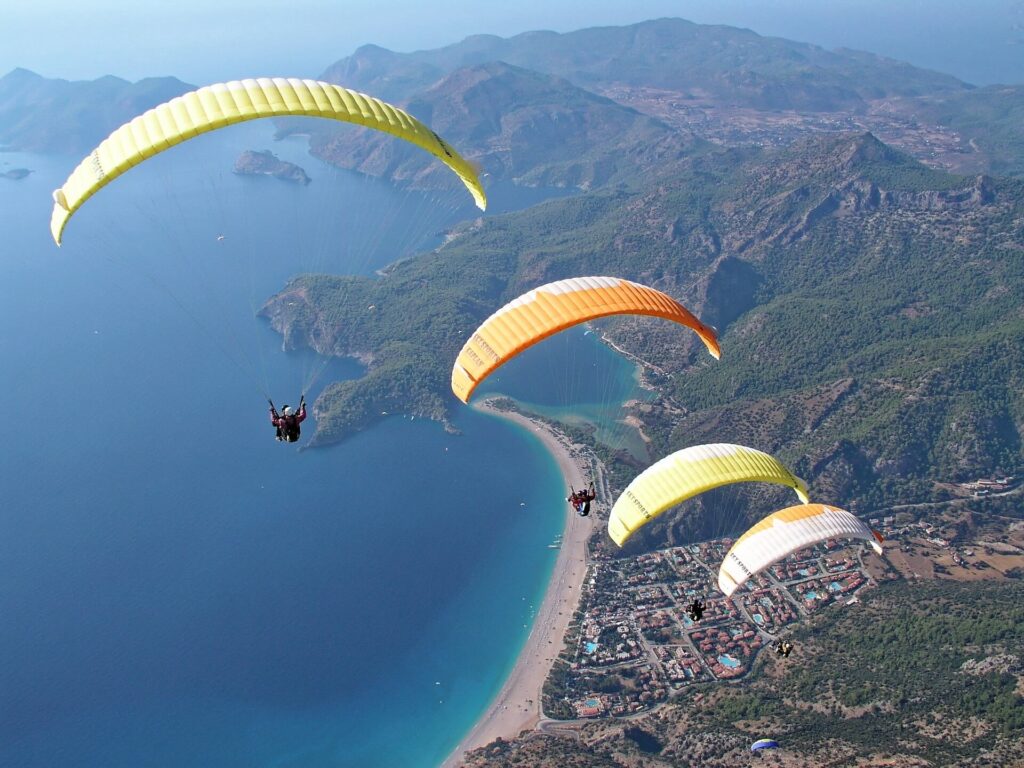 paragliding 1219990 1920 1 1