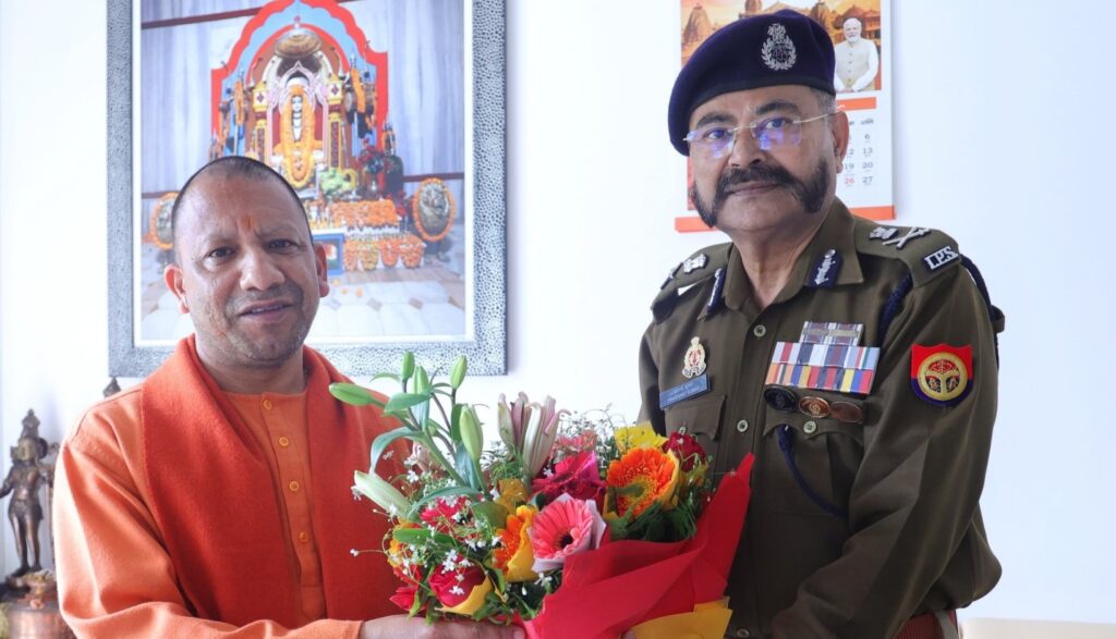 बिहार के रहने वाले IPS प्रशांत कुमार बने UP के कार्यवाहक DGP, 1990 बैच के हैं अफसर 1 20240131 135724 01