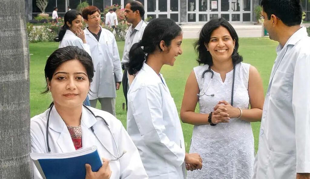 NEET में खत्म होंगे ग्रेस मार्क्स, 1563 छात्र दोबारा दे सकते हैं परीक्षा; रिजल्ट की भी तारीख तय 1 IMAGE 1648051039 01