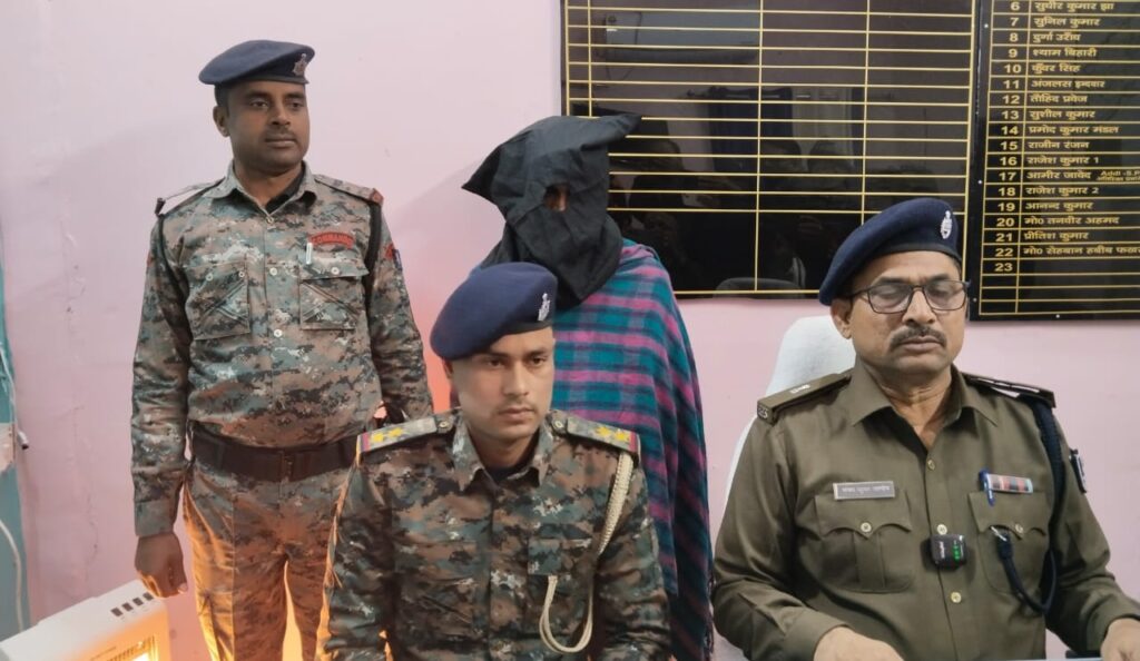 6 वर्षीय मासूम की हत्या मामले में समस्तीपुर पुलिस का खुलासा, पिता ने ही किया था दुष्कर्म, मौत होने पर पोखर के समीप झाड़ी में फेंका 1 IMG 20240111 WA0113 01
