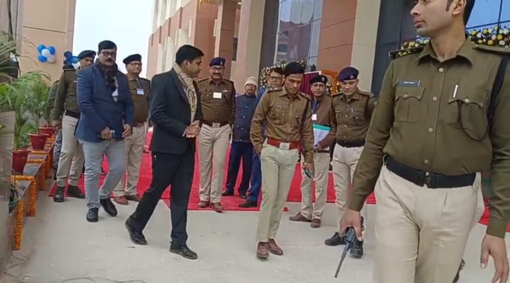 बस थोड़ी ही देर में मुख्यमंत्री समस्तीपुर वासियों को सौंपेंगे मेडिकल कॉलेज व अस्पताल, CM के आगमन को लेकर जिला प्रशासन अलर्ट मोड पर... 1 Screenshot 20240121 095957 Gallery 01
