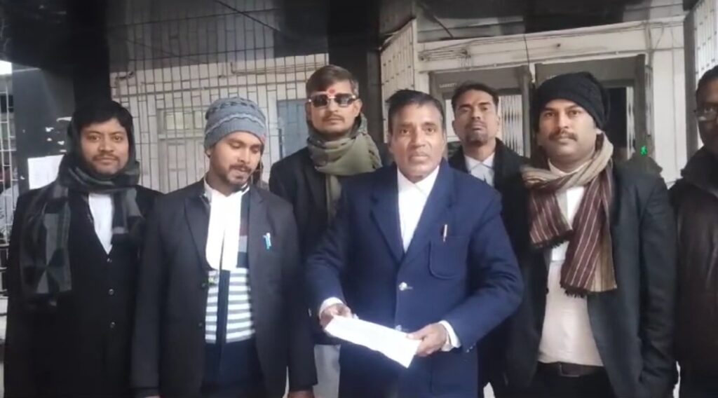 समस्तीपुर: नाबालिग के साथ सामुहिक दुष्कर्म के डेढ़ साल पुराने मामले में तीन आरोपियों को 25 वर्ष सश्रम कारावास की सजा 1 Screenshot 20240131 102657 Gallery 01