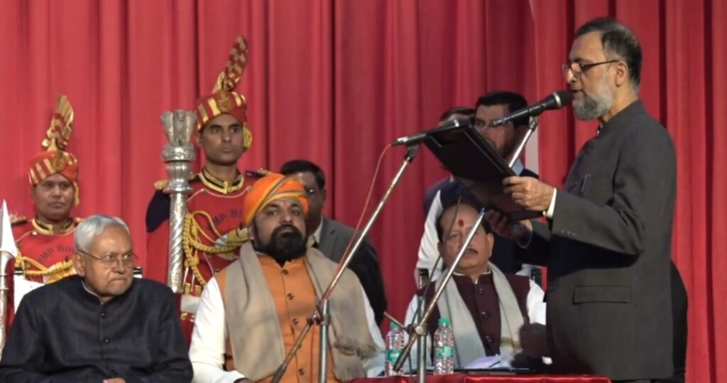 BJP को चाहिए नीतीश कुमार का खास विभाग, कहां अटक रहा बिहार कैबिनेट का विस्तार? 1 Screenshot 2024 0129 082509