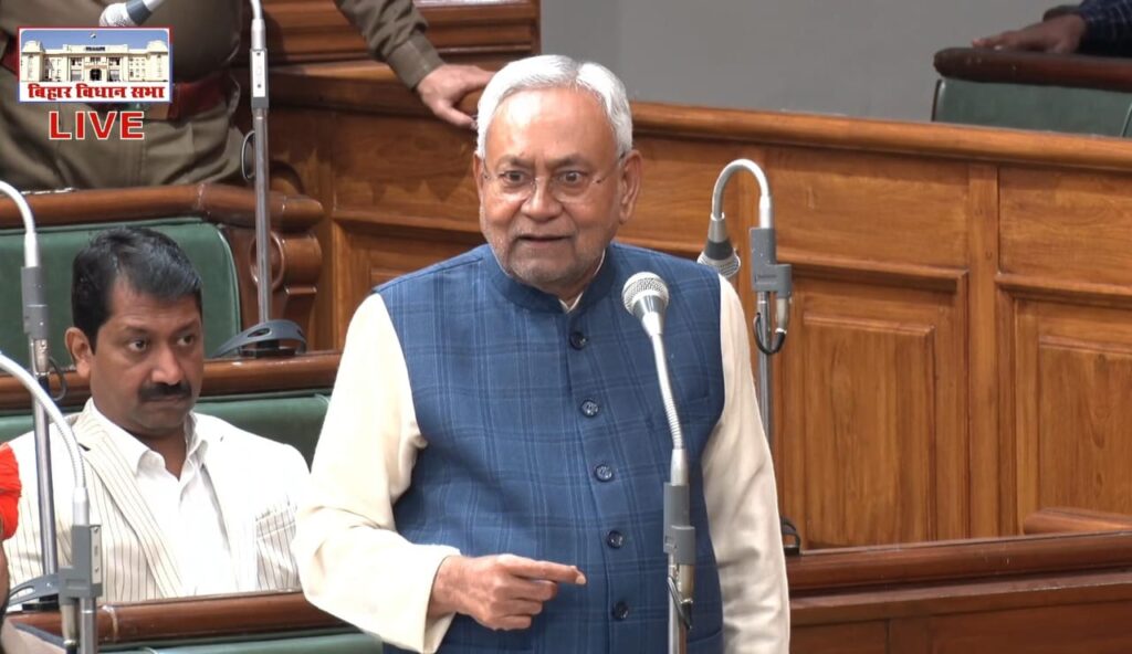 नीतीश कुमार ने बताया RJD कोटे के मंत्रियों के कामों की क्यों करवा रहे जांच, लालू से मुलाकात और राहुल के दावे पर भी बोले... 1 20240212 152549