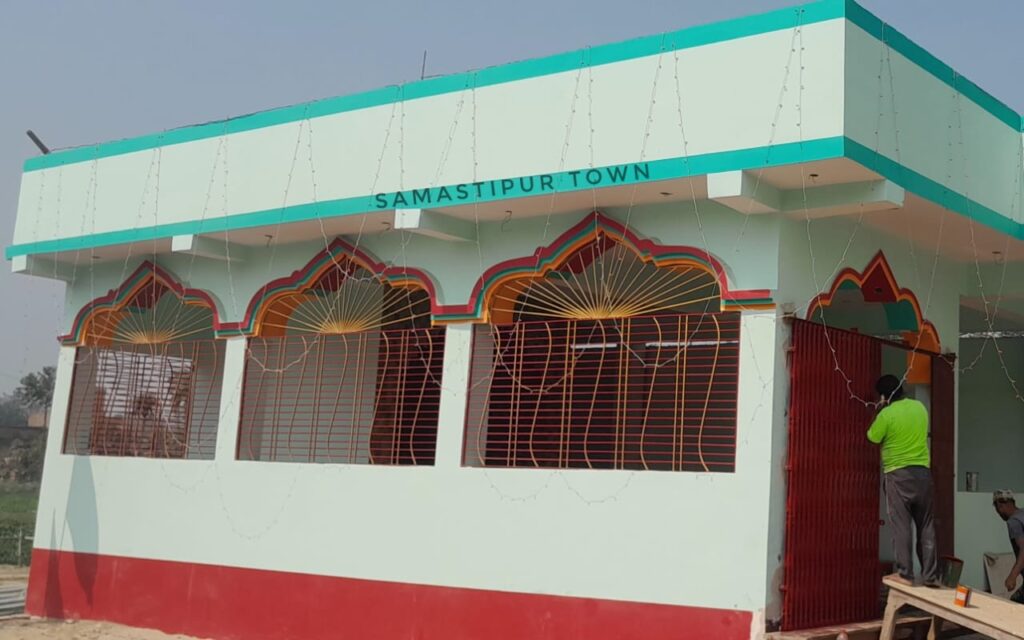 खानपुर में बनकर तैयार हुआ माता सरस्वती का मंदिर, 14 फरवरी को मंदिर में मां सरस्वती प्राण प्रतिष्ठा के साथ होगी विराजमान 1 IMG 20240212 WA0021 01