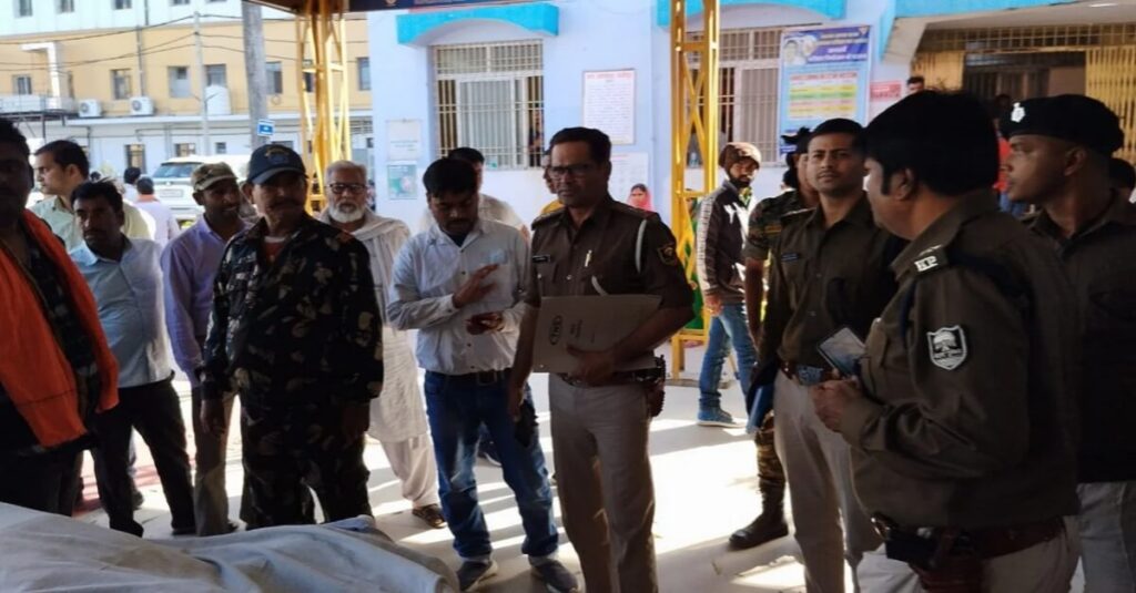 पहले गैंगवार फिर मर्डर, हाजीपुर जेल में आपस में भिड़े 2 कैदी, एक की मौत; मचा हड़कंप 1 20240305 181821