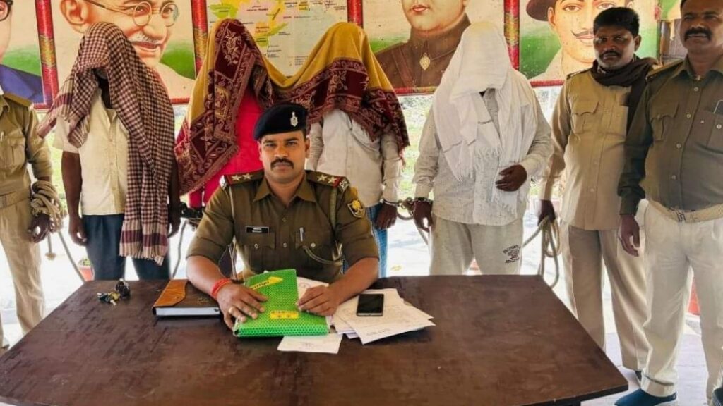 सरायरंजन थाने की पुलिस ने विभिन्न मामलों में फरार चल रहे चार वारंटी को गिरफ्तार कर भेजा जेल 1 Picsart 24 03 17 06 49 20 954