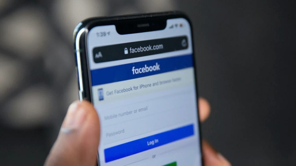 समस्तीपुर: फेसबुक पर अश्लील कॉमेंट करने के मामले में युवक पर FIR दर्ज 1 facebook unsplash Solen Feyissa 1704264456373 01