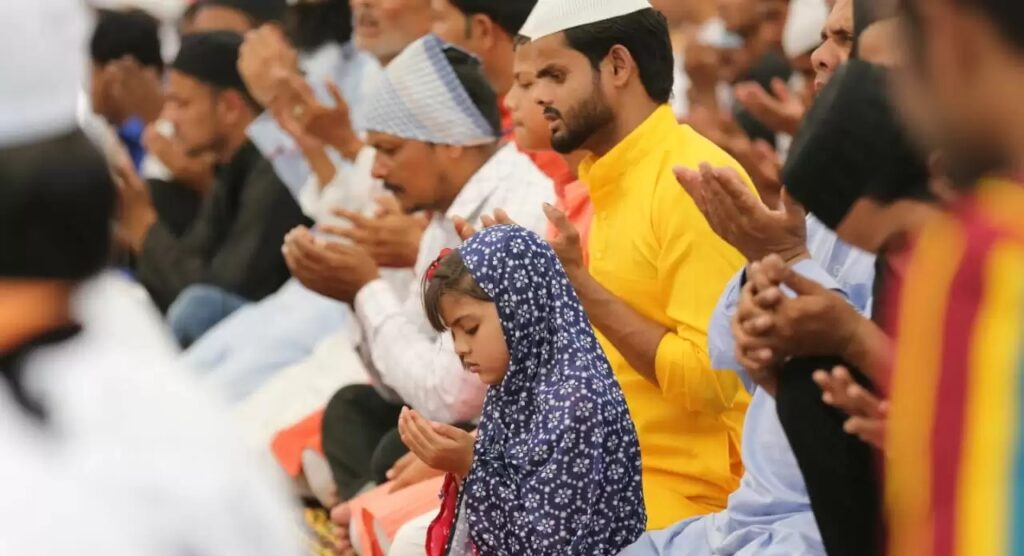 अलविदा की नमाज आज, समस्तीपुर के बाजार भी हुए गुलजार 1 3115a24217204e3c6851edb21c382eb7 01