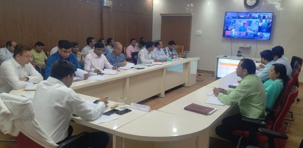 समस्तीपुर के DM ने आधा दर्जन अंचलाधिकारियों के वेतन निकासी पर अगले आदेश तक लगाई रोक 1 IMG 20240409 WA0026 01