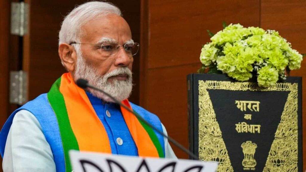 “मेरी मां को गालियां दी गईं…” PM मोदी का छलका दर्द, भावुक होकर कहा- ऐसी भाषा की कल्पना नहीं थी 1 bjp manifesto 2