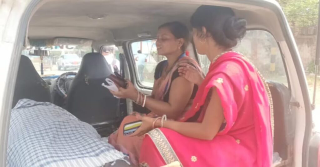मुंगेर के एक बूथ पर प्रिजाइडिंग ऑफसर की मौत, पत्नी बोली- दिल की बीमारी के बाद भी लगाई ड्यूटी, कहा- मौत के लिए प्रशासन जिम्मेदार 1 20240513 112137