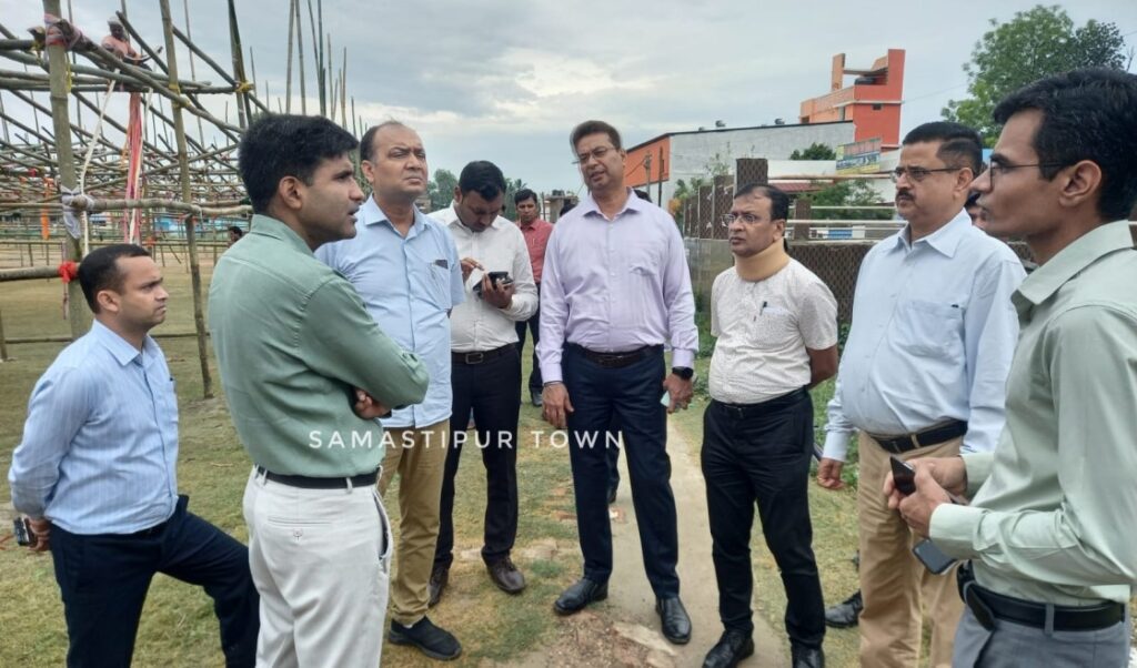 समस्तीपुर डीएम ने किया डिस्पैच सेंटर का निरीक्षण, दिए आवश्यक निर्देश 1 IMG 20240509 WA0048 01