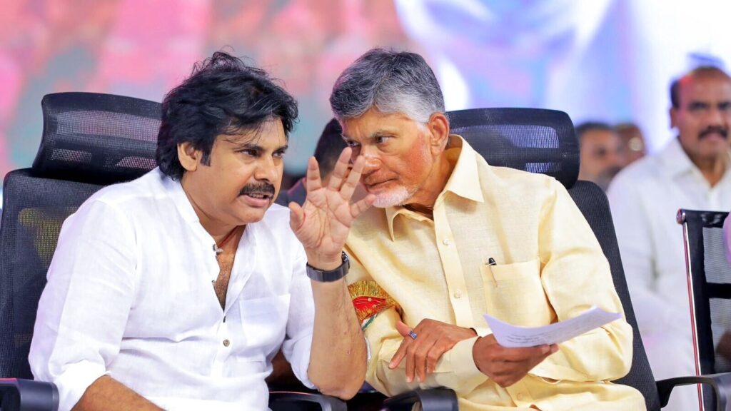TDP प्रमुख चंद्रबाबू नायडू ने ली आंध्र प्रदेश के मुख्यमंत्री पद की शपथ; अभिनेता पवन कल्याण बने डिप्टी CM 1 Pawan Kalyan 1710415296440 1710415296730