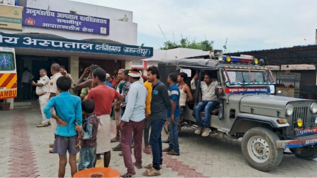 समस्तीपुर में NH-28 पर टैम्पो सवार महिला को बाइक सवार बदमाशों ने मारी गो'ली, रेफर 1 Picsart 24 06 28 18 28 55 955