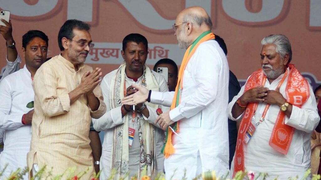 नाराज उपेंद्र कुशवाहा को मनाने की कोशिश जारी, अमित शाह का बुलावा आने पर पटना की बैठक स्थगित कर RLM चीफ दिल्ली रवाना 1 20240410 PAT SK MN Amit Shah 08 0 1716725181358 1716725212707