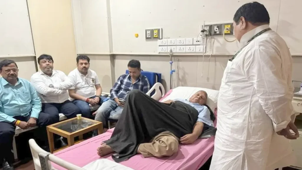 लालू प्रसाद यादव की अचानक तबीयत बिगड़ी, दिल्ली के AIIMS अस्पताल में भर्ती, जानें हेल्थ अपडेट 1 921ac901ce9ebc89673823b56c22fede1721756451902624 original