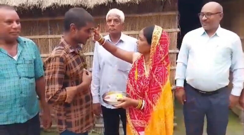 बिहार का 12th फेल दारोगा, किसी फिल्म से कम नहीं मजदूर के बेटे की संघर्ष की कहानी 1 CoverImage0f0d2816adfd4d22b8901448c7a71b88364