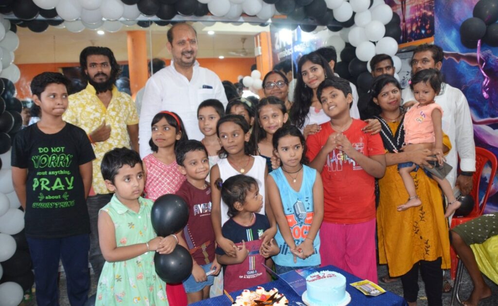 समस्तीपुर शहर के मगरदही मुहल्ले में 'किड्स एंड मॉम डांस' और 'जुम्मा क्लासेस' का हुआ उद्घाटन 1 IMG 20240717 WA0186