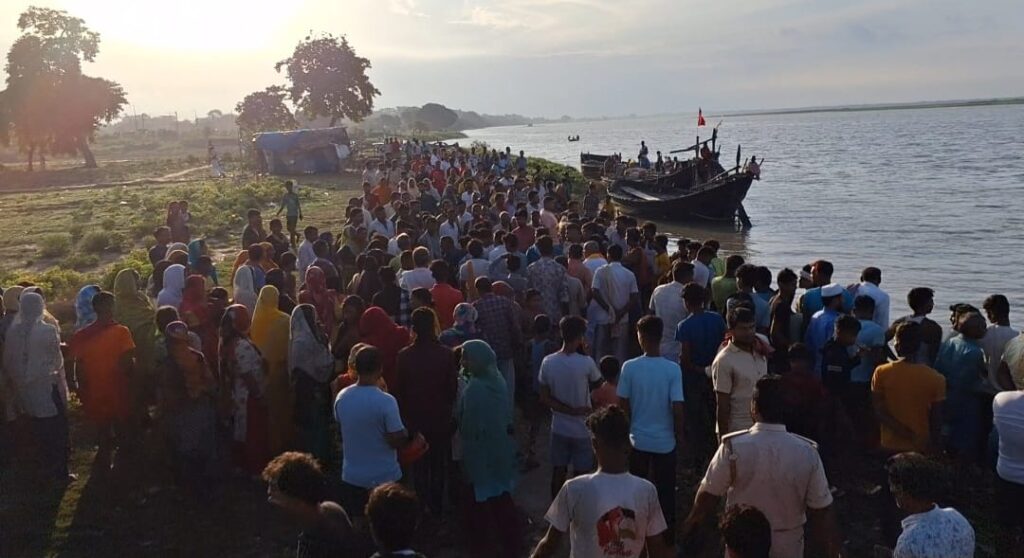 सावन की पहली सोमवारी पर बिहार में बड़ा हादसा, गंगा नदी में डूबकर चार की मौ'त, 10 बह गए थे 1 IMG 20240722 WA0018