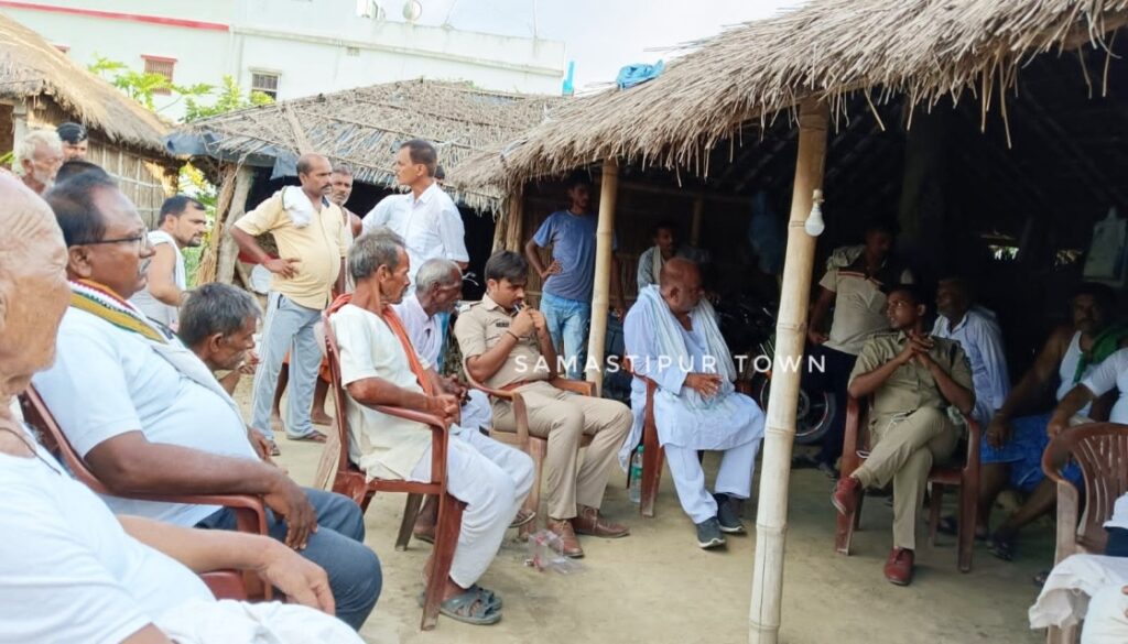 समस्तीपुर: चार महीने पहले ही हुई थी शादी, अब दोनों पति-पत्नी ने एक साथ अपनी जीवन लीला कर ली समाप्त 1 IMG 20240723 WA0049 1 1