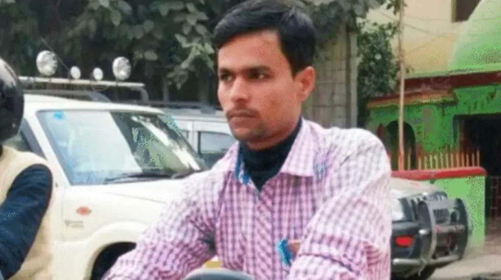 पटना में चलती ट्रेन से ग्रामीण विकास पदाधिकारी का अपहरण, कोसी एक्सप्रेस से जॉइनिंग के लिए गया जा रहे थे 1 Screenshot 20240715 152314
