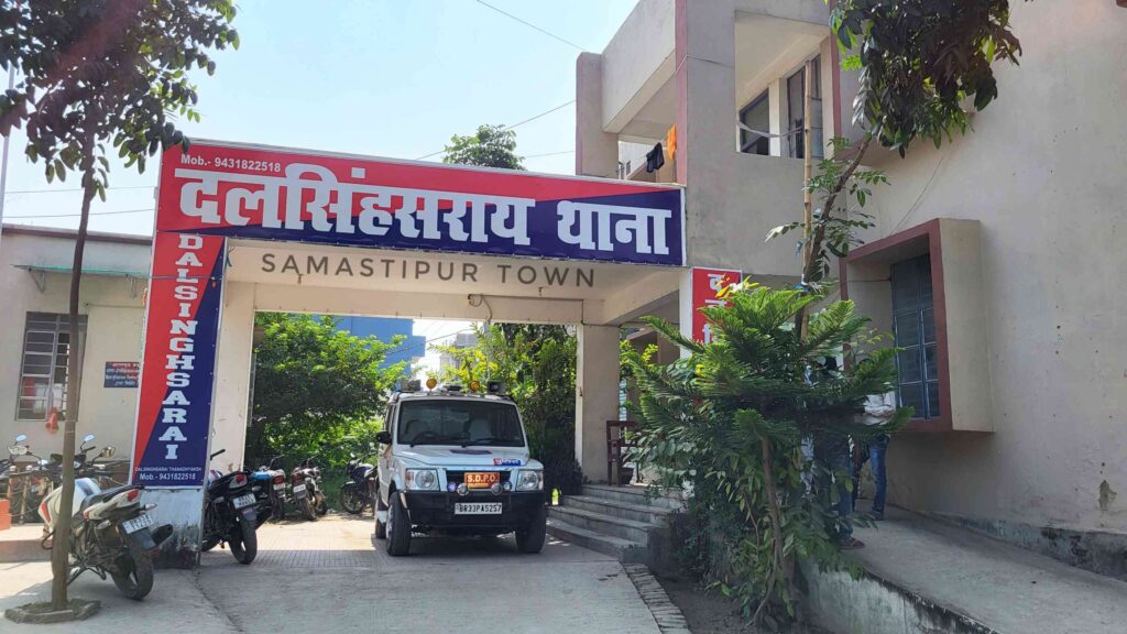 अशोक राय ह'त्याकांड मामले में सौतेले पुत्र ने कोर्ट में दर्ज कराया परिवाद, 5 लोगों लगाया ह'त्या में शामिल होने का आरोप 1 20231030 122422