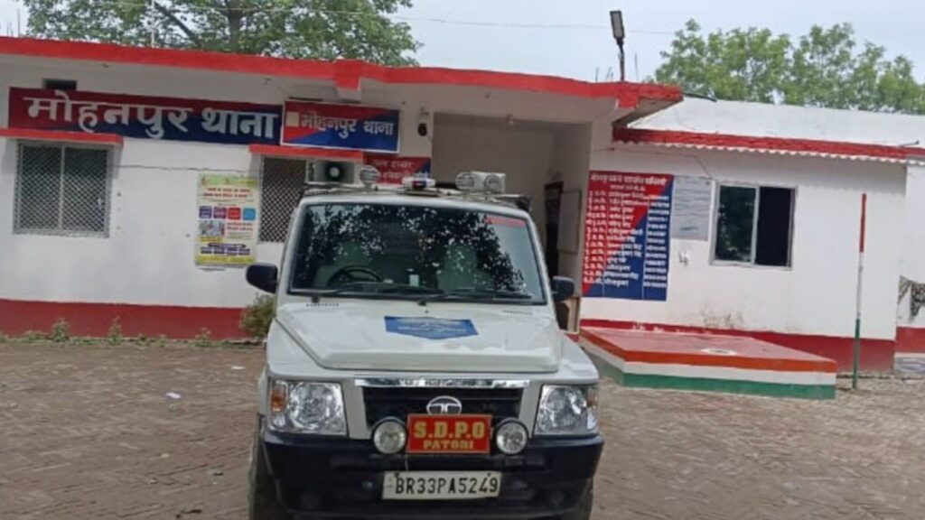 पिस्टल के बल पर बदमाशों ने बाइक सवार से लूटे चार लाख बीस हजार रुपये, दो हिरासत में... 1 Picsart 24 08 09 00 26 18 112
