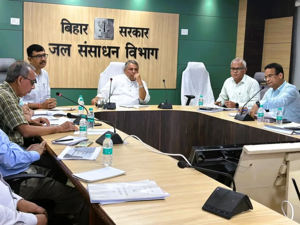 फजीहत के बाद टूटी डबल इंजन सरकार की नींद: अब बिना NOC के नहीं होगा बिहार में किसी भी पुल-पुलिया का निर्माण, विजय चौधरी ने बताया पूरा प्लान 1 VIJAY CHAUDHARY 1723463867942 1723463869049
