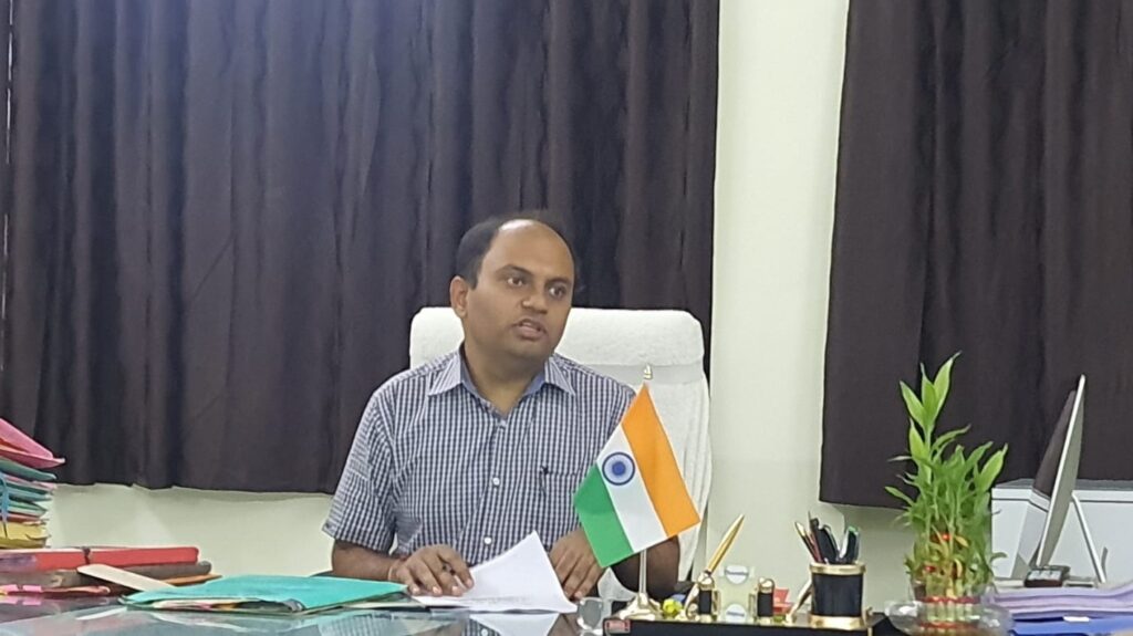 बिहार में भारी पैमाने पर IAS अफसरों का तबादला... समस्तीपुर समेत कई जिलों के DM बदले गए, देखें पूरी लिस्ट 1 IMG 20240907 WA0099