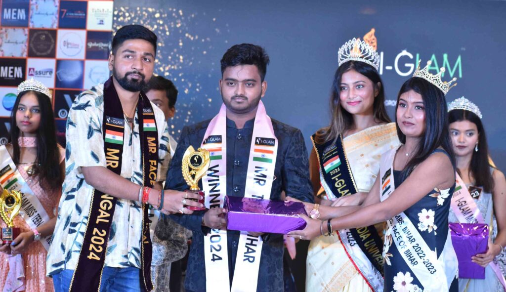 समस्तीपुर के आदित्य राज ने जीता 'मिस्टर टीन' का अवार्ड, लोगों ने दी बधाई 1 IMG 20241004 WA0004