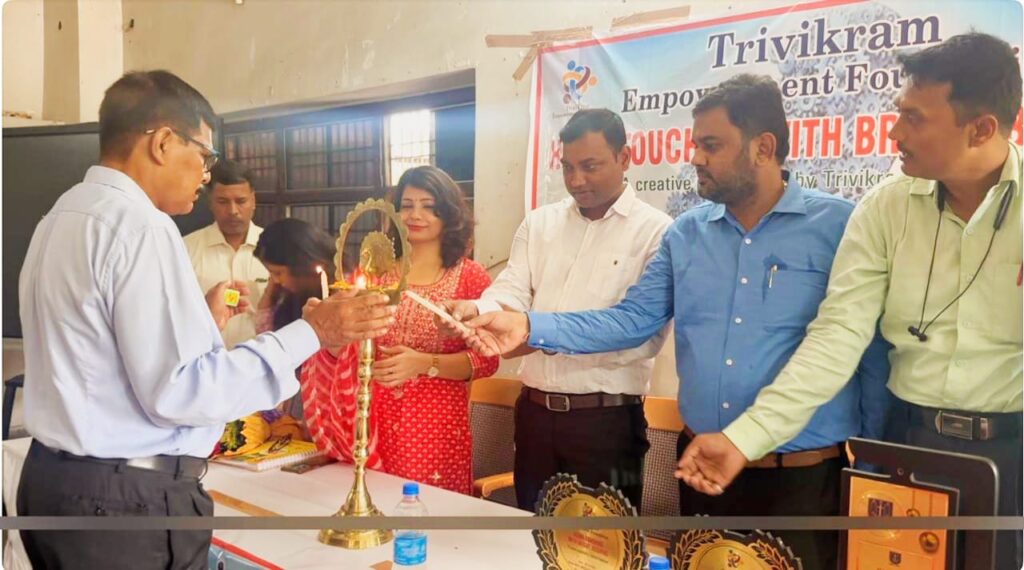 समस्तीपुर में 'हर्ट टचिंग विथ ब्राइट बिगिनिंग' कार्यक्रम का किया गया आयोजन 1 IMG 20241004 WA0031