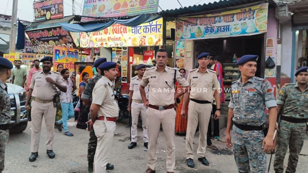 समस्तीपुर एसपी ने सिंघिया समेत अन्य कई थानों का किया निरीक्षण, दिये आवश्यक निर्देश 1 IMG 20241017 WA0107 1