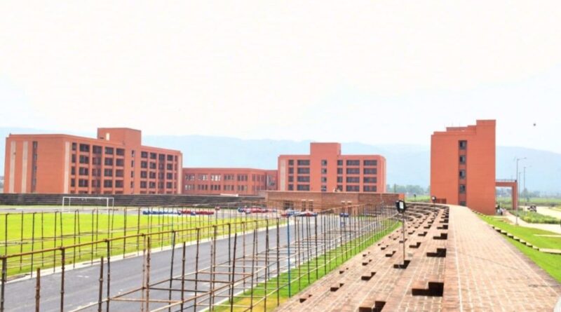 हॉकी चैंपियंस ट्रॉफी है झांकी, असली खेल है बाकी, जानिए राजगीर स्पोर्ट्स कॉम्प्लेक्स कैसे बदलेगी बिहार की तकदीर 1 14 2 1024x640 1