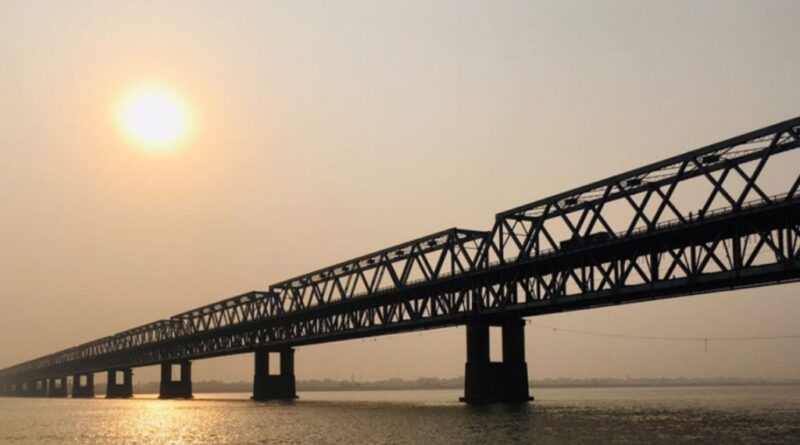 आज रात आठ घंटे पूरी तरह बंद रहेगा सिमरिया पुल, दोनों तरफ जवान रहेंगे तैनात 1 Simaria Bridge 1024x640 1