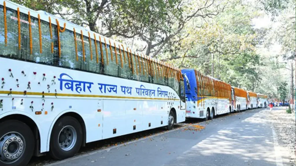 बिहार से दिल्ली का सफर होगा आसान; पटना समेत इन चार शहरों से चलेंगी लग्जरी सरकारी बसें 1 Untitled 1 copy 21.jpg