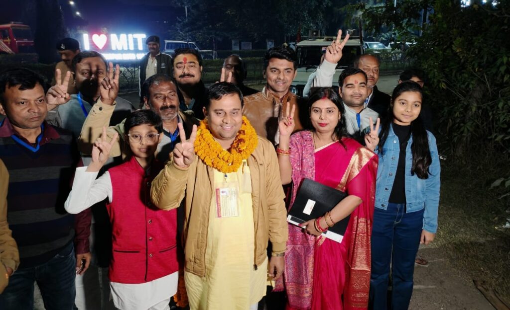 वंशीधर ब्रजवासी ने सबकी बैंड बजा दी; तिरहुत में ना पीके चले, ना ही नीतीश या तेजस्वी 1 IMG 20241210 WA0084