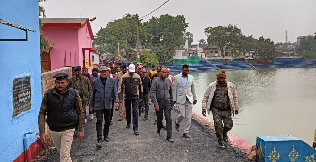 समस्तीपुर में CM के प्रस्तावित प्रगति यात्रा को लेकर की जा रही तैयारियों का DM ने लिया जायजा 1 IMG 20241230 WA0087