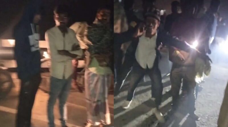 बिथान में बाइक की टक्कर में सड़क पर गिर जख्मी हुए तीन युवक, पीछे से आ रहे ट्रैक्टर ने एक को रौंदा; हुई मौ'त 1 InCollage 20241208 222638345