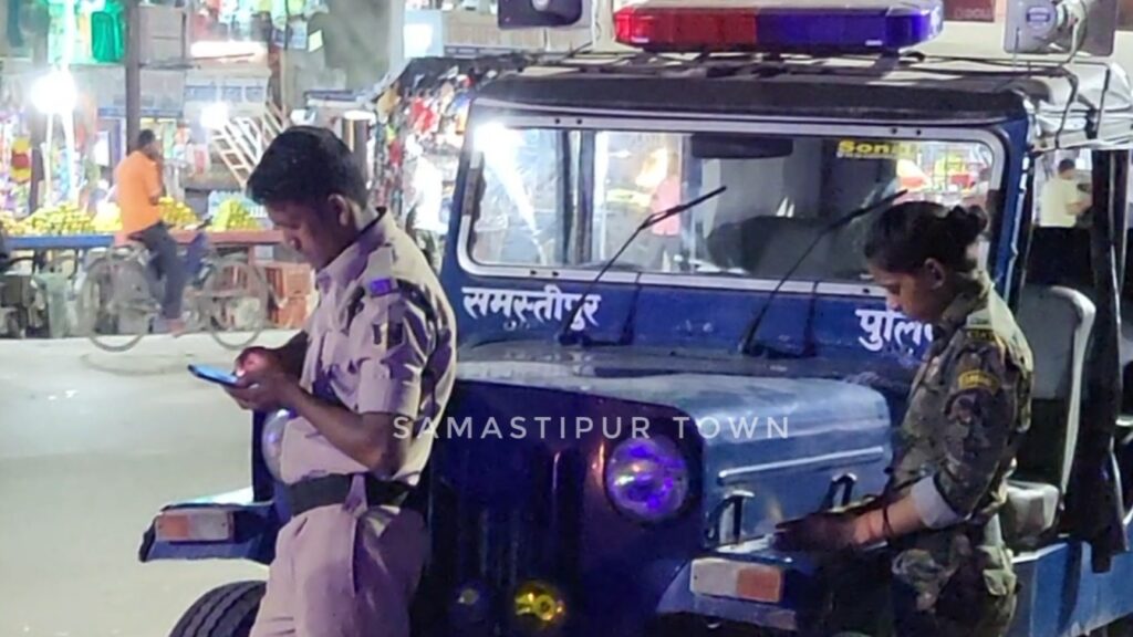 ड्यूटी के दौरान बिहार पुलिस के जवान मोबाइल का नहीं करेंगे यूज, फरमान जारी; काम के वक्त वीडियो गेम खेलते मिलते हैं 1 Picsart 24 12 19 08 14 00 303