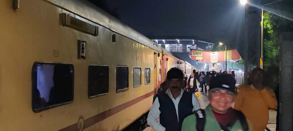 बिहार में टला ट्रेन हादसा, इंटरसिटी एक्सप्रेस के इंजन में आग से हड़कंप; लोको पायलट ने दिखाई तत्परता 1 bihar news f287c3978f42ea789f97f73039e0eb1f