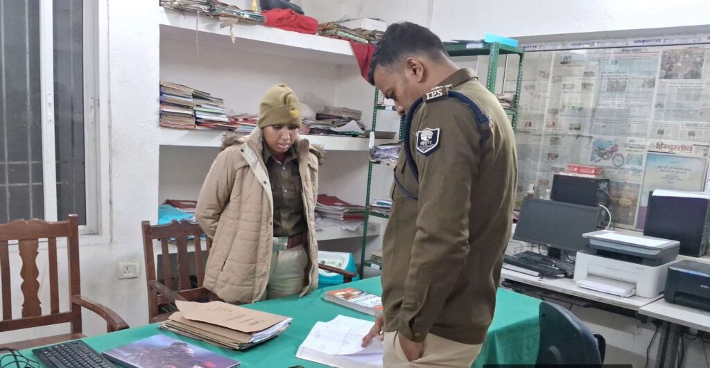 समस्तीपुर एसपी अशोक मिश्रा ने मुसरीघरारी थाने का किया निरीक्षण, दिए कई आवश्यक निर्देश 1 20250103 071327 1