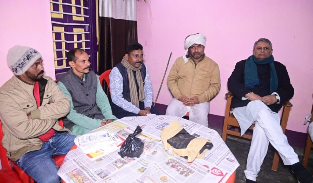 श्रद्धांजलि सभा में शामिल हुए जल संसाधन सह संसदीय कार्य मंत्री, कहा- "मानवीय भावनाओं के सागर थे अर्जुन बाबू" 1 IMG 20250117 WA0020